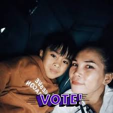 Pinoy Big Brother Celebrity Collab Edition" ex-housemates shared some snaps  after a mini reunion outside the yellow house. Kapamilya artists Kira,  Ralph, and AC, along with Kapuso artists Ashley, Charlie, and Josh,