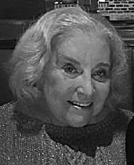 Iris Rossi's Instagram, Twitter & Facebook