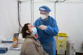 Le test antigénique par immunocapture sur membrane est une technique immunochromatographique basée sur la détection d'antigènes dans un échantillon à tester, poursuit le spécialiste. Coronavirus Un Espace De Test Antigenique Disponible Devant Le Westfield Les 4 Temps Defense 92 Fr
