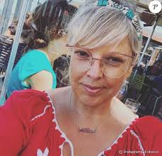 Sex, food and other sensory experiences. Laurence Boccolini Divine Au Naturel Photo De Son Week End No Make Up Purepeople