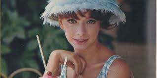 Who is Brenda Scott dating? Brenda Scott boyfriend, husband