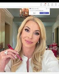 Lori Kemmerer's Instagram, Twitter & Facebook