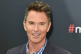 Tim Daly Skiing Injury May Require 'Madam Secretary' Rewrites