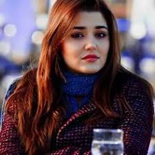 Davina Sin (Hear_tHubf)