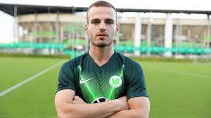 Born in the bavarian town of landshut, pongracic holds dual german and croatian citizenship. New Centre Back Vfl Wolfsburg