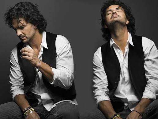 Tour the Life of Ricardo Arjona