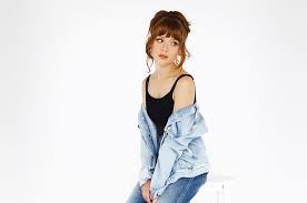 And the fantabulous emancipation of one harley quinn. Maisie Peters Shares Acoustic Version For Maybe Don T Featuring Jp Saxe Pm Studio World Wide Music News