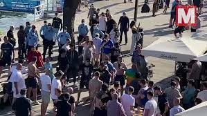 Rupt.ly/subscribegroups of fans of english football clubs chelsea and manchester city celebrating on the streets of porto on. Man City And Chelsea Fans In Fresh Clashes In Porto Ahead Of Champions League Final Mirror Online