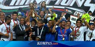 Bu makale erkek futbol kulübü hakkındadır. Lewat Drama Adu Penalti Persib Juara Isl 2014 Halaman All Kompas Com