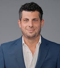 Ian Weidner's Instagram, Twitter & Facebook