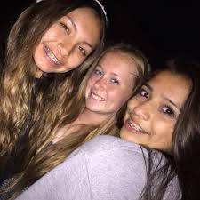 Ellie Cotter (@elliecotterrr)