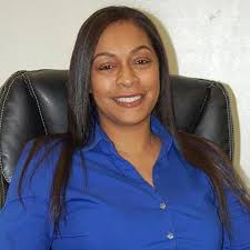 Amazon.com: Dr. Danielle Green: books, biography, latest update