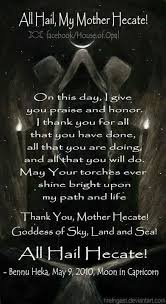 Pin By Neven Mannarelli On Book Of Shadows Hekate Hecate Goddess Hecate