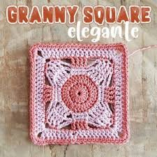 Bellissimo centrino all'uncinetto composto da mattonelle quadrate con motivo di pigna unitie tra loro con un fiore. Uncinetto Tutti I Miei Tutorial Spiegazioni E Schemi Gratis Alessia Scrap Craft