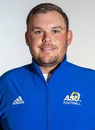 Gary Salgado's Instagram, Twitter & Facebook