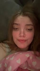 Amber Layman's Instagram, Twitter & Facebook