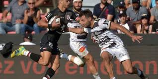 L'ouvreur toulousain romain ntamack est revenu sur l'essai fabuleux de 100m inscrit face à clermont en top 14. Apres Toulouse La Rochelle Romain Ntamack Porte Etendard