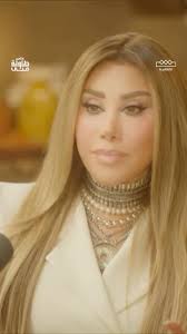 لا تستحي يا بنت قوليها كلمة بحبَّك وانطقي فيها عاشفافك الكلمة عند ماتطل  جروح اللي فيي رح بتشفيها كلمة بحبَّك نغمة الأوتاو المحروم منها بيزعل وبغار  حروف ياما حاملي أسرار وتا تحرقصي