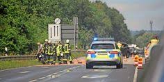 Nach dem unfall eines polnischen sattelzugs auf der bundesstraße 404 am mittwochabend, der umfangreiche bergungsarbeiten nach sich zog bereits donnerstagfrüh begannen die umfangreichen vorbereitungen zur bergung des verunfallten lkw, die bundesstraße musste hierzu mehrfach. 50 Bundesstrasse B 404 Ideen In 2021 Schwarzenbek Strassenbau Vollsperrung