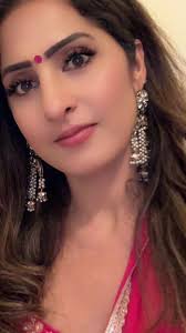 Happy Sunday Vibes with Trendy Songs