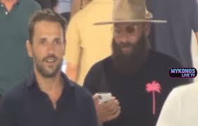 Είμαι μαζί σου ‎ (cd, album) universal music greece. Nikos Berths Mykonos H Bolta Sta Matogiannia Kai To Forhto Hxeiaki Poy Kentrise Ta Blemmata