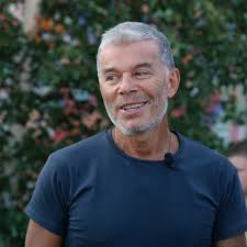 «свежий ветер» — исполняет группа «ногу свело!». Nalogi Bolshie Prodat Nevozmozhno Gazmanov O Nedvizhimosti V Yurmale