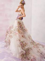 We did not find results for: Brautkleider Mit Blumenmuster Von Fio Couture Hochzeit Um 3