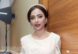 Check spelling or type a new query. Shweta Basu Prasad Ungkap Rasanya Memerankan Kembar Nandini Roopa Tabloidbintang Com