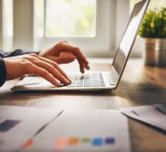 Retrouvez toutes les étapes pour déclarer et payer en ligne grâce à notre guide déclarer et payer. Auto Entrepreneur Micro Entrepreneur Comment Declarer Ses Revenus