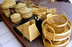 Ada beberapa teknik yang bisa digunakan agar hasilnya sesuai dengan yang diharapkan. 60 Seni Rupa Terapan Ideas Motif Batik Ancient Greek Pottery Minoan Art