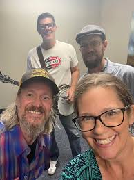 Good Morning Cleveland!! Still a few songs to go