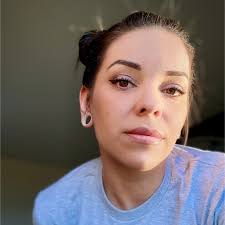 Caroline Clyburn's Instagram, Twitter & Facebook