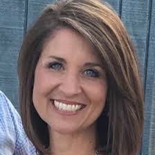 Brandie Davis's Instagram, Twitter & Facebook