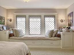 Window Seat Plus Storage That Could Have Been Turned Into A Window Bed With A Trundle Below For Slumber Parties Ev Icin