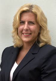 Appellate justice reeling in campaign dollars in re-election bid