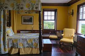 Bedroom furniture that will help you achieve a beautiful aesthetic in any style at a great price. 45 Yellow Primary Bedroom Ideas Photos Home Stratosphere