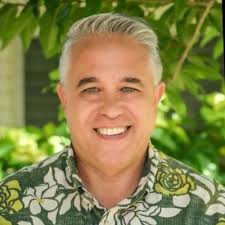 Super honored to be selected as the recipient of the Best of the West  “Media Professional of the Year” from the American Advertising Federation  Western region. Thank you to Paul Lam for