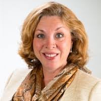 Dana Bird's Instagram, Twitter & Facebook