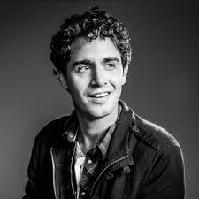 Fred Bott's Instagram, Twitter & Facebook