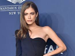 Modelo valentina sampaio consolida carreira internacional. Modelo Trans Valentina Sampaio Acaba De Fazer Historia