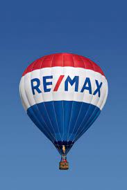 The Re Max Balloon A Symbol Of Professionalism Remax Balloon Realtor Louisville Real Publicidad Inmobiliaria Inmobiliaria Ideas Agencias Inmobiliarias