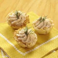Extra mousse can be served in a bowl topped with more roe. Salmon Mousse