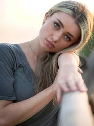 I WANNA BE YOUR LOVER. Song by... THE CASCADES.