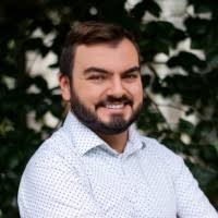 100+ perfiles de «Aversa»