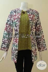 Model baju batik kantor wanita trendy berikut ini cocok untuk anda yang sedang mencari baju untuk kerja. Model Baju Batik Wanita Karier Kerja Kantor Terbaru Untuk Ibu Muda Dan Remaja Putri Bls2850cd Xl Toko Batik Online 2021