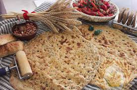 نان کامل یا نان سفید؟ | مدیریت غذا و دارو
