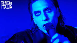 Una parola detta piano basta già. Lo Chiamavano Jeeg Robot Nuova Clip Un Emozione Da Poco Trailer Hd Youtube