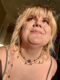 Becca Foley's Instagram, Twitter & Facebook