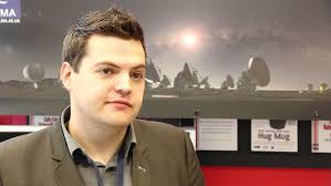 New radio telescope array probes black hole at galactic centre