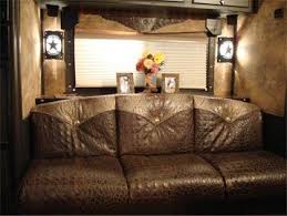 Sierra Living Quarters Horse Trailer Living Quarters Trailer Living Trailer Decor